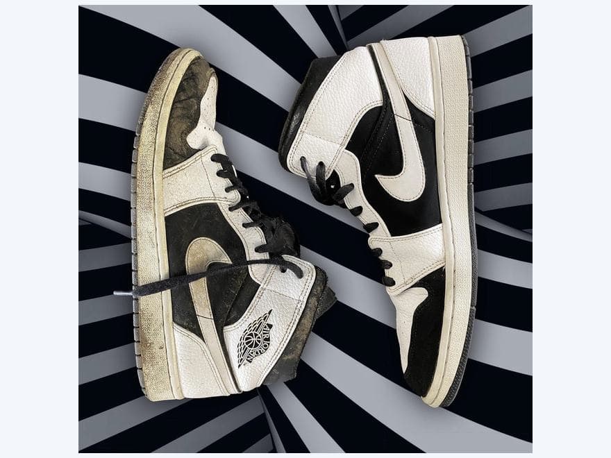 Comparatif de deux sneakers avant et après leur passage au pressing